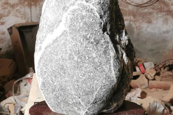 独家揭秘!石头摆件风水招财术,轻松提升运势 独家揭秘!石头摆件风水招财术,轻松提升运势