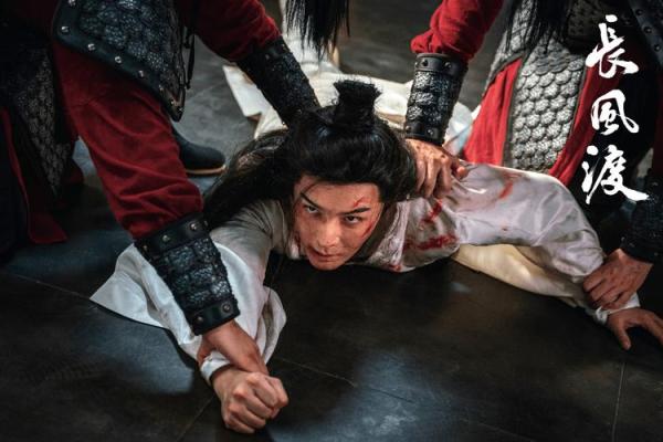 姚小结名运飞扬：姓名解析中的璀璨星辰